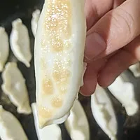 2:Dry-Fry Until the Bottoms Start to Color