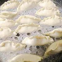 3:Add Water, Cover, and Steam Until Tender