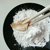 3:Coat the chicken