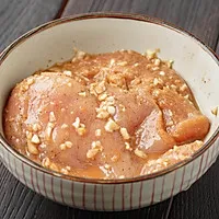 2:Marinate—don’t skip the cornstarch