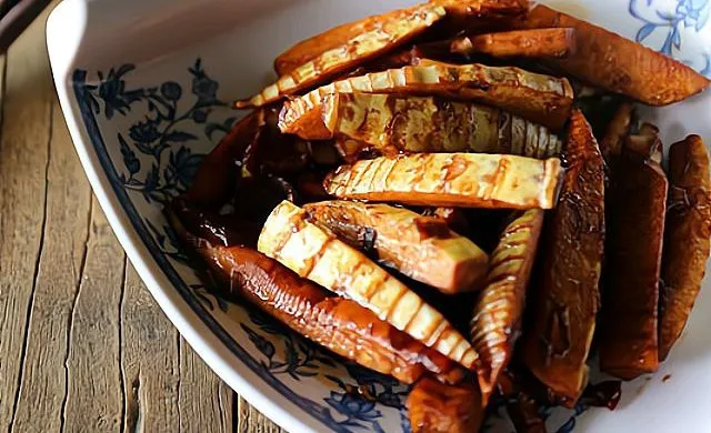 Braised Bamboo Shoots with Soy Sauce and Brown Sugar