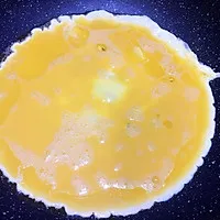 3:Cook the eggs first—don’t overdo it