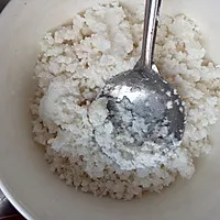 5:Grind the soaked rice