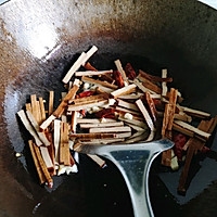 4:Give the tofu a quick sear to wake up its flavor