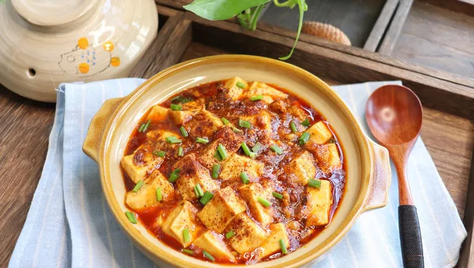 Homestyle Mapo Tofu Recipe (家常麻婆豆腐)