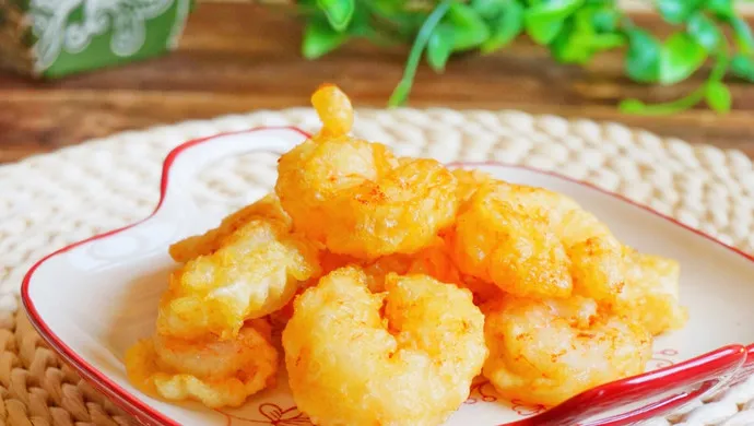 Crispy Lightly Fried Shrimp with Cornstarch Batter