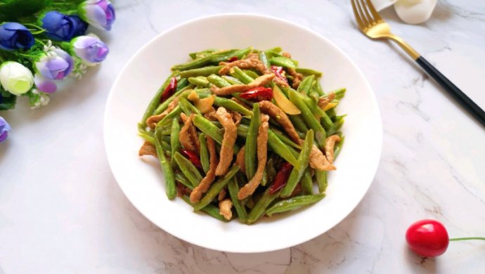 Sautéed Green Beans with Shredded Pork Recipe (四季豆炒肉丝)