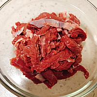 1:Slice the beef against the grain and marinate while prepping everything else