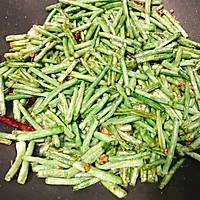 4:Return the beans and mix in the seasonings