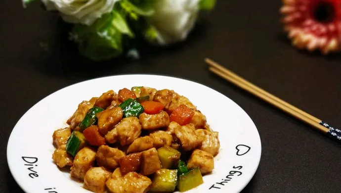 Stir-Fried Chicken with Sweet Bean Sauce Recipe (酱爆鸡丁)