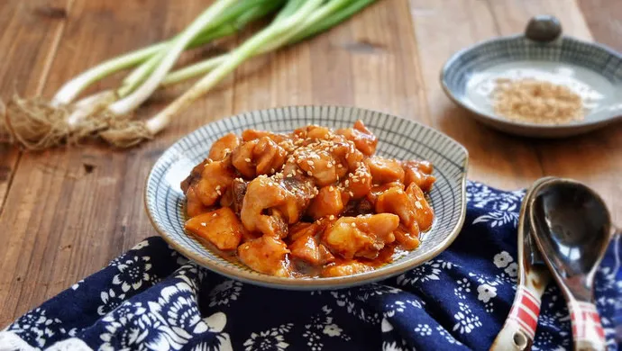 Sweet and Sour Chicken Bites – Crispy and Tender One-Pan Recipe